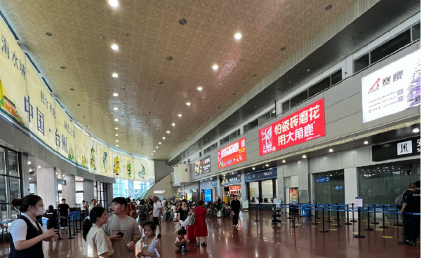 臺州路橋機(jī)場最大廣告牌價(jià)格多少錢？臺州機(jī)場廣告面積位置優(yōu)勢