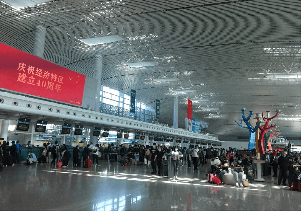 揭陽潮汕機場廣告價格收費多少錢？潮汕機場出發(fā)到達(dá)春運熱門廣告