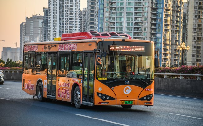 廣州公交巴士外車身廣告優(yōu)勢線路推薦，廣州公交車身廣告價格收費