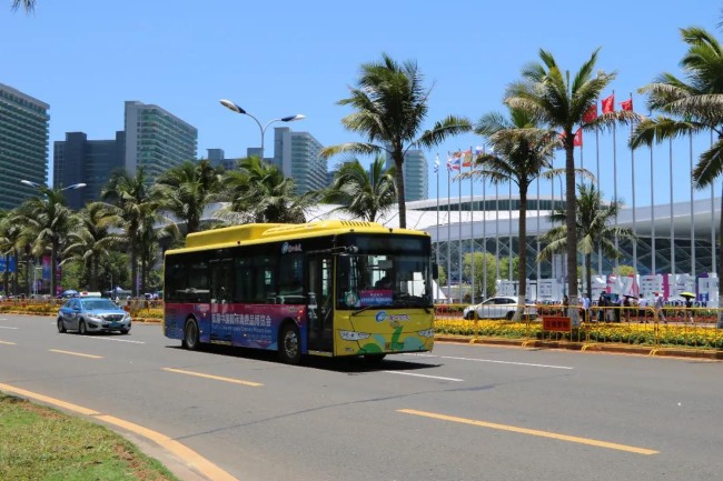 海口公交車身外包車貼展會案例圖，?？诠话褪寇嚿韽V告價格收費(fèi)
