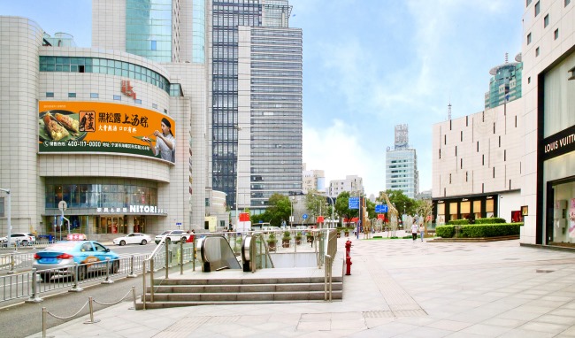 寧波LED大屏廣告價(jià)格，寧波天一和義江薈151鄞州和邦戶外LED大屏廣告