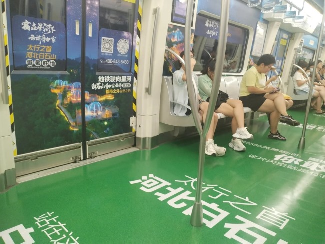 天津地鐵全景創(chuàng)意內(nèi)包車景區(qū)文旅案例，天津地鐵車廂貼廣告價(jià)格