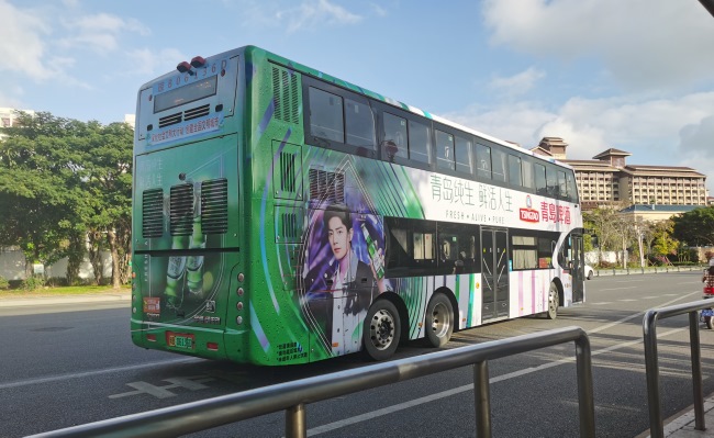 三亞公交車雙層巴士廣告價格，三亞雙層旅游觀光公交車身廣告投放