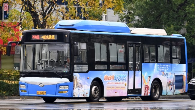綿陽公交車身三側外車貼廣告投放，綿陽公交巴士廣告價格